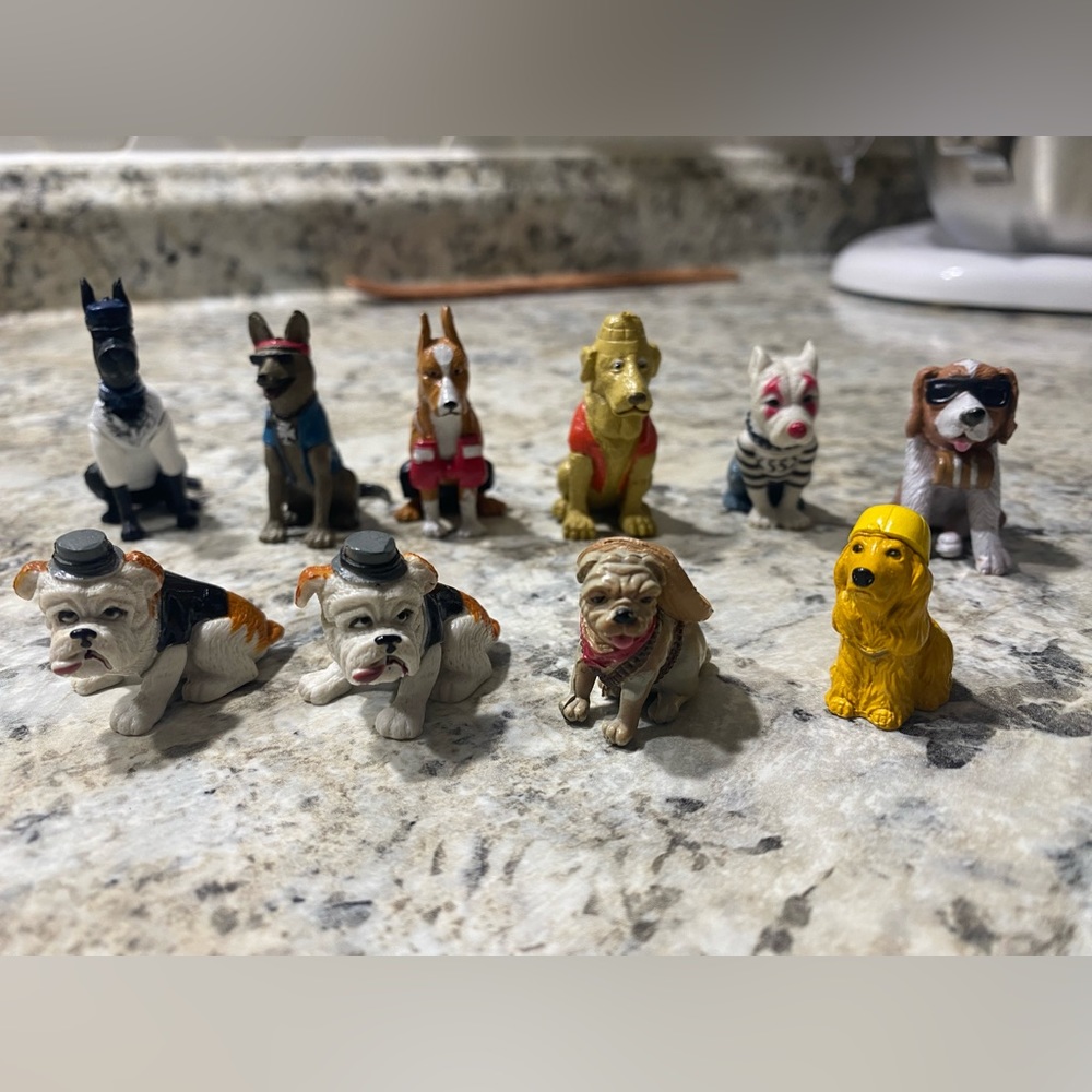 10 collectible Homies county dog pound